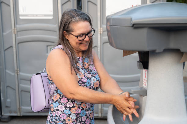 Professional porta potty rental in St Jaco, IL
